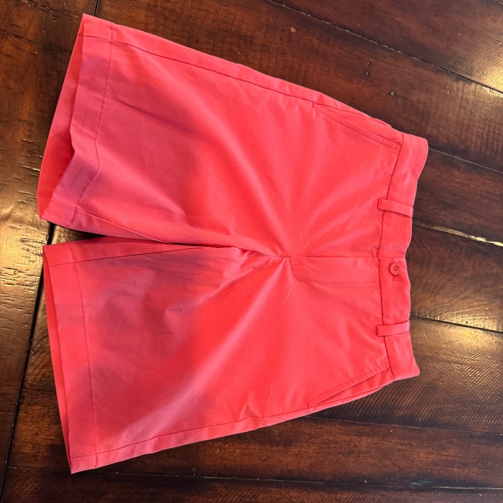 Vineyard Vines boys' pink shorts